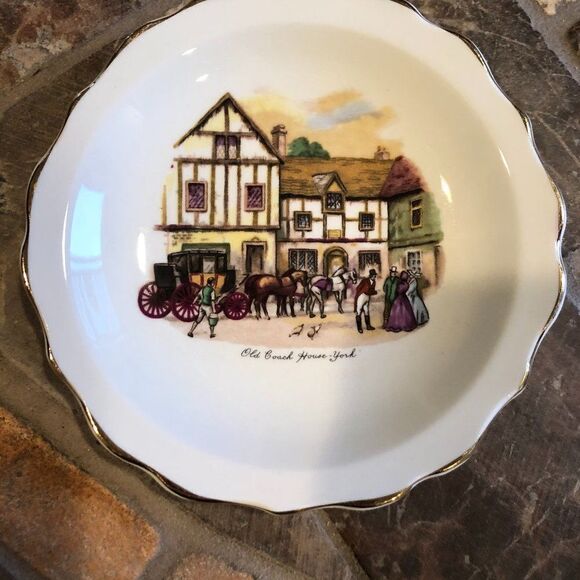 Vintage Regency Bone China Dish-Made in England - Picture 1 of 3